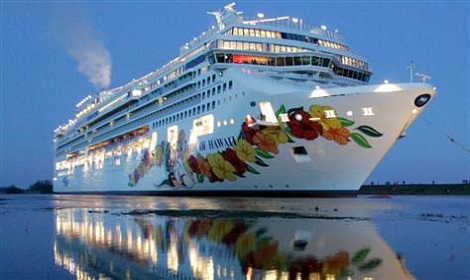 We Offer Two Cruise Companies For Hawaii Norwegian Line And Princess With Ncl You Fly To Honolulu Take A 7 Day Around The Islands